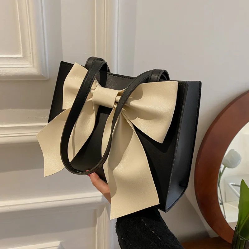 Bags for women2022 trend, new arrivals, luxury designer handbags, fashion bags, high-capacity bags, shoulder and handbags
Bags for women2022 trend, new arrivals, luxury designer handbags, fashion bags, high-capacity bags, shoulder and handbags