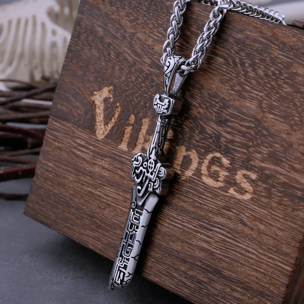 316L Stainless Steel Men's Gluttonous Broken Sword Necklace Fashion Handmade Domineering Biker Pendant Birthday Gift Jewelry
316L Stainless Steel Men's Gluttonous Broken Sword Necklace Fashion Handmade Domineering Biker Pendant Birthday Gift Jewelry