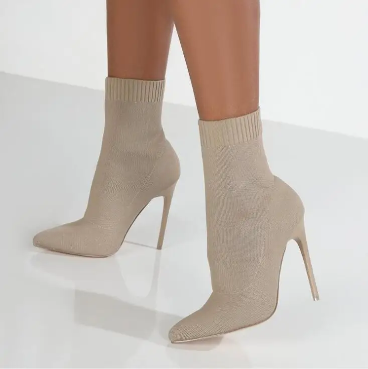 Luxury Women Socks Shoes Stretch Fabric Women Ankle Boots Pointed Toe High Heels Slip-On Sexy Sock Heeled Chelsea Boots Size
Luxury Women Socks Shoes Stretch Fabric Women Ankle Boots Pointed Toe High Heels Slip-On Sexy Sock Heeled Chelsea Boots Size