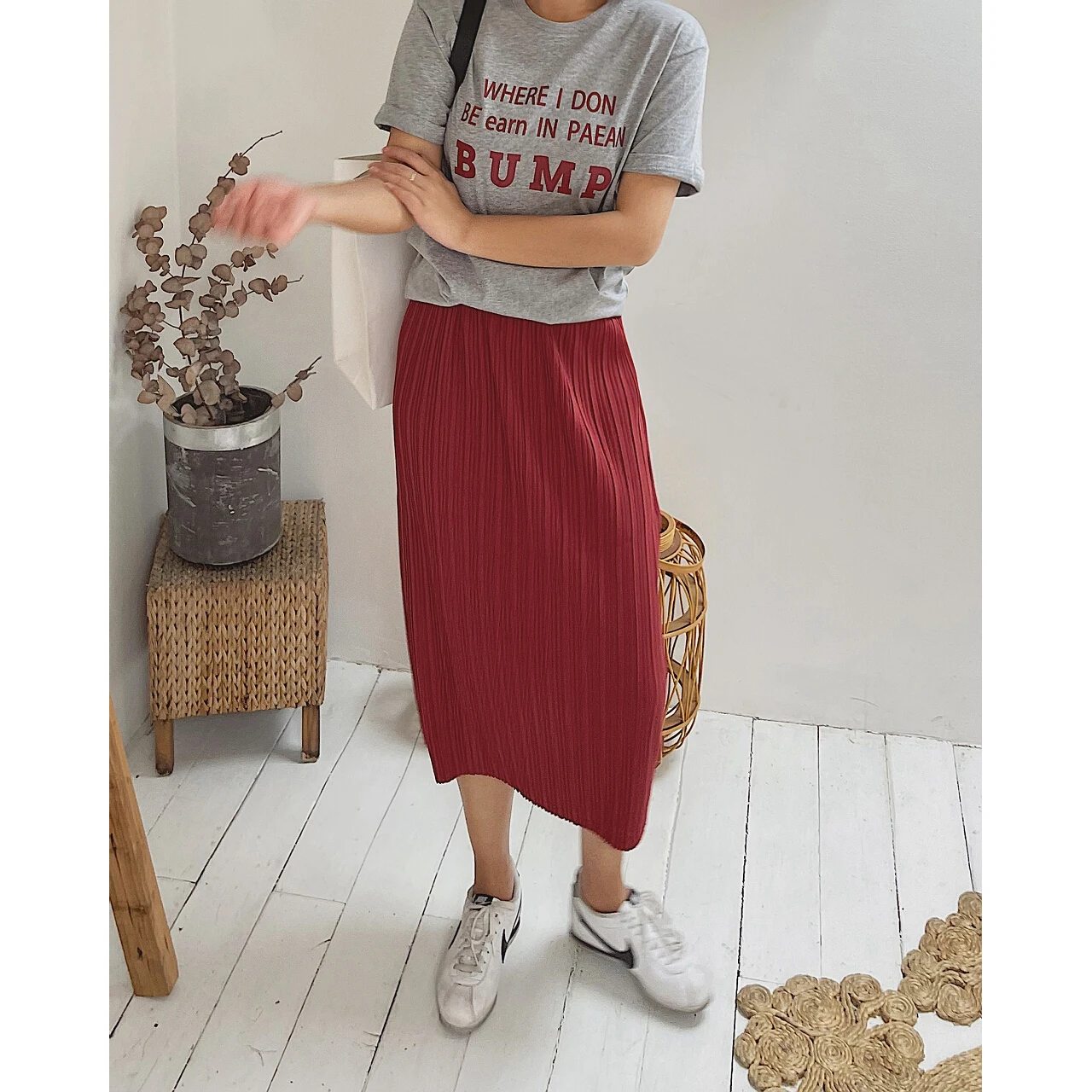 2022 Y2k Top Women Grey T-shirt Clothes Shirt Blouses Fashion Short Sleeve Cheap Anime Harajuku Oem Vintage Goth Graphic Crop Za 
2022 Y2k Top Women Grey T-shirt Clothes Shirt Blouses Fashion Short Sleeve Cheap Anime Harajuku Oem Vintage Goth Graphic Crop Za