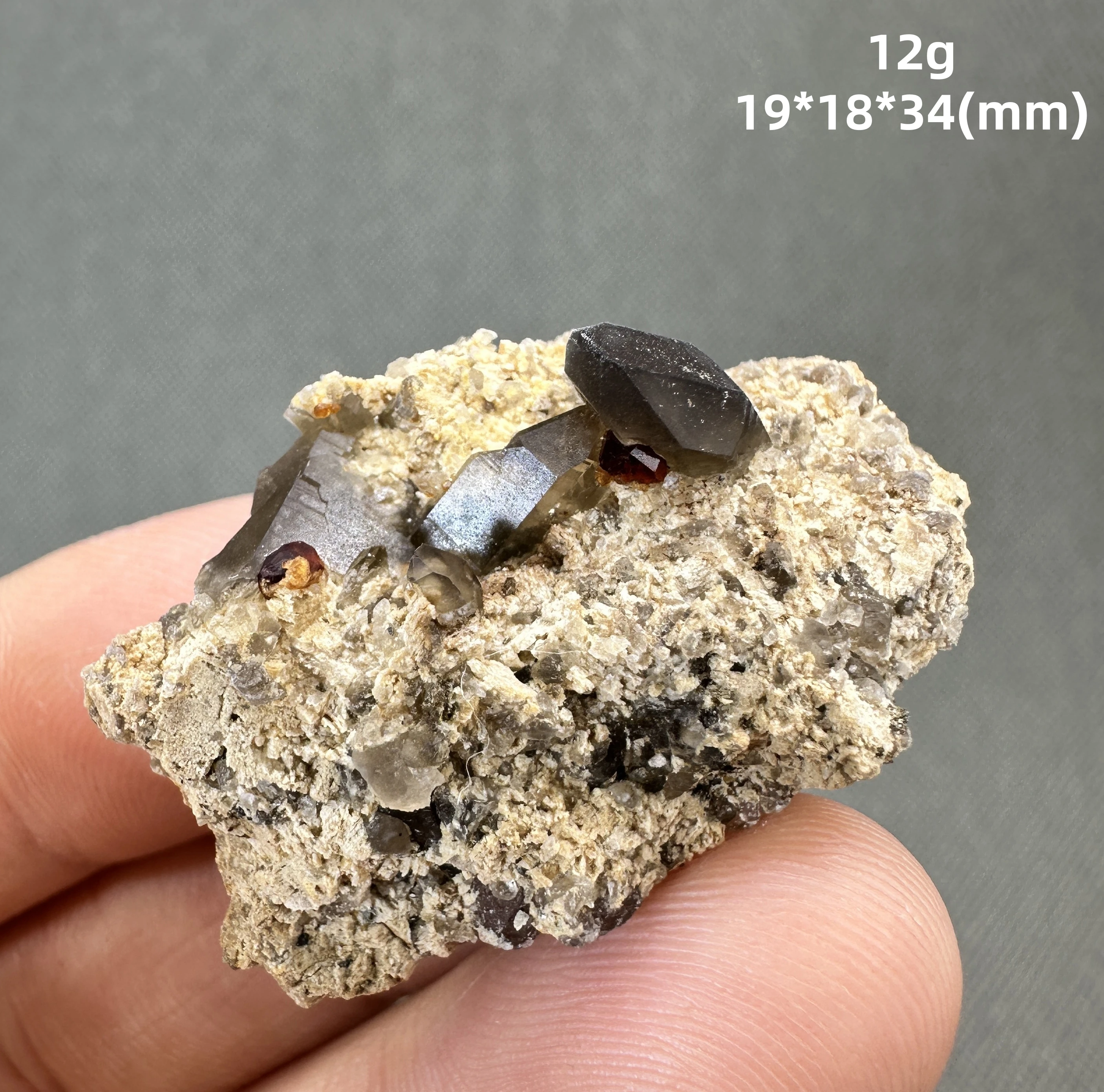 Гранат и копченый кристалл, набор для феншуй от QIANCHUAN
Гранат и копченый кристалл, набор для феншуй от QIANCHUAN