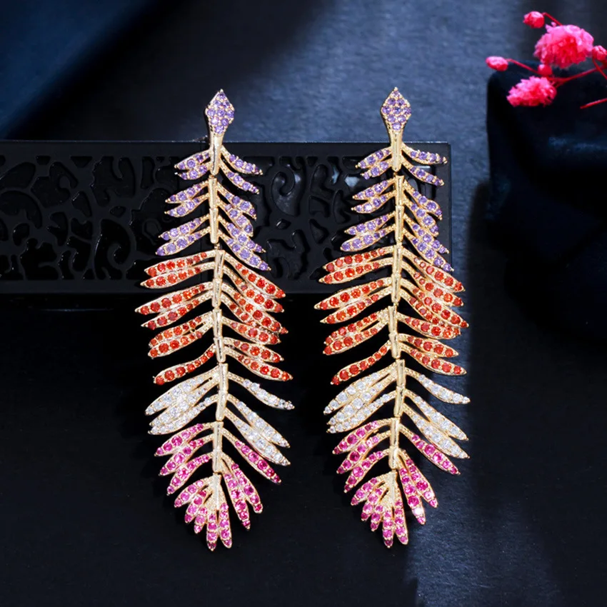 Trendy French Elegance Exaggerated Leaf Earrings for Women Fringe Feather Earrings Sexy Girls Jewelry Fashion Earrings
Trendy French Elegance Exaggerated Leaf Earrings for Women Fringe Feather Earrings Sexy Girls Jewelry Fashion Earrings