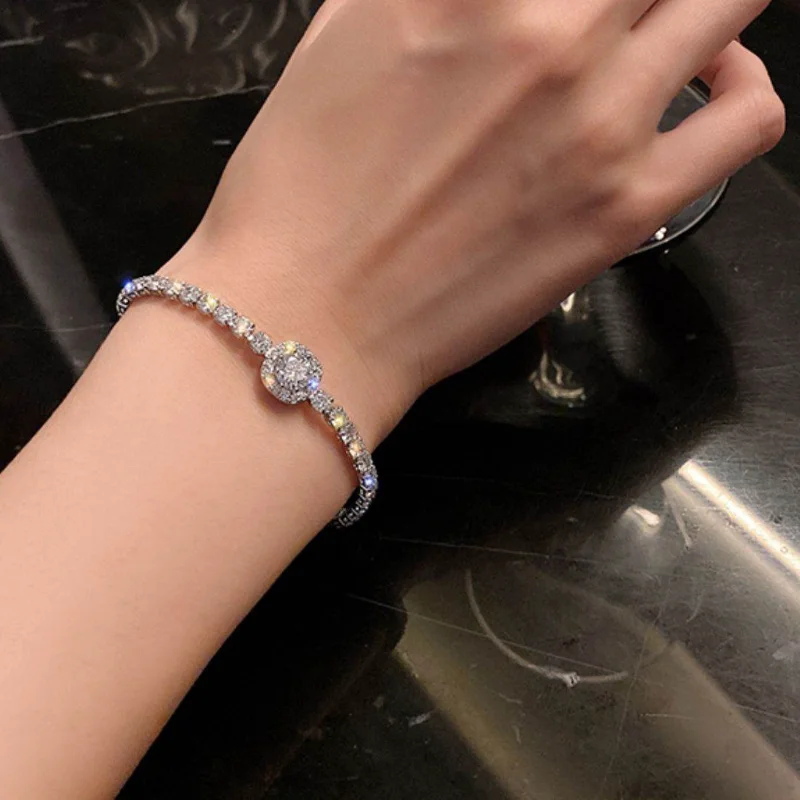 Korean temperament micro-encrusted zirconia bracelet niche pull adjustable personality minimalist senior ladies bracelet
Korean temperament micro-encrusted zirconia bracelet niche pull adjustable personality minimalist senior ladies bracelet