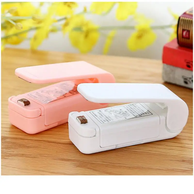 Small Snack Bag Sealing Machine Heat Resistant Function Household Plastic Bag Sealing High Quality Easy To Carry Mini Household
Small Snack Bag Sealing Machine Heat Resistant Function Household Plastic Bag Sealing High Quality Easy To Carry Mini Household