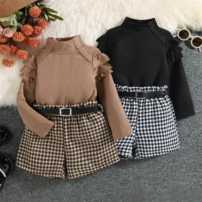 1-6Y Kids Girls Autumn Clothes Set Baby Ruffle Long Sleeve High Neck Ribbed Tops + Houndstooth Short Pant + Belt Children Outfit
1-6Y Kids Girls Autumn Clothes Set Baby Ruffle Long Sleeve High Neck Ribbed Tops + Houndstooth Short Pant + Belt Children Outfit