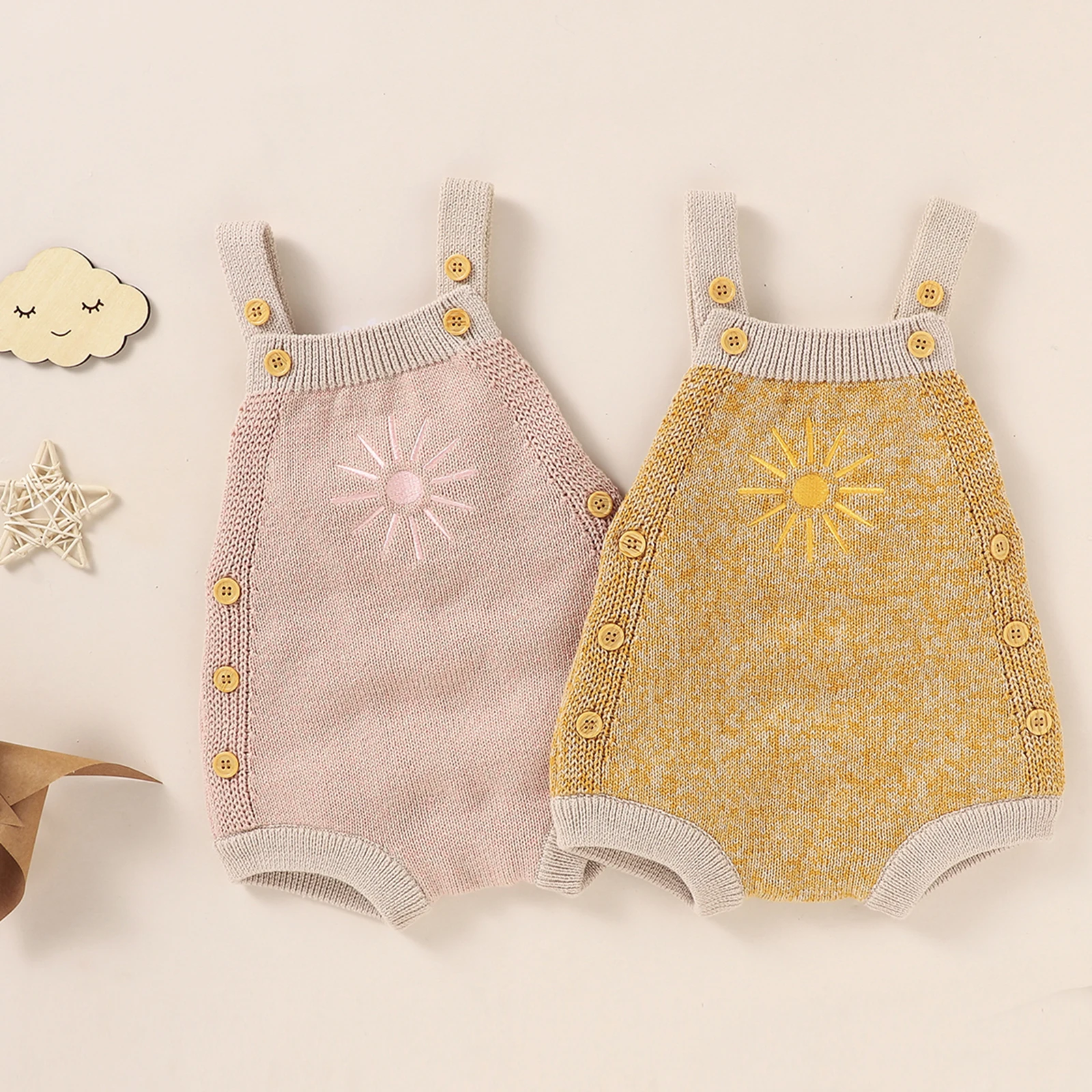 Winter Fall Baby Outfits Newborn Baby Girl Boy Sun Print Sweater Suspender Rompers Sleeveless Knit Overalls Bodysuits Jumpsuit
Winter Fall Baby Outfits Newborn Baby Girl Boy Sun Print Sweater Suspender Rompers Sleeveless Knit Overalls Bodysuits Jumpsuit