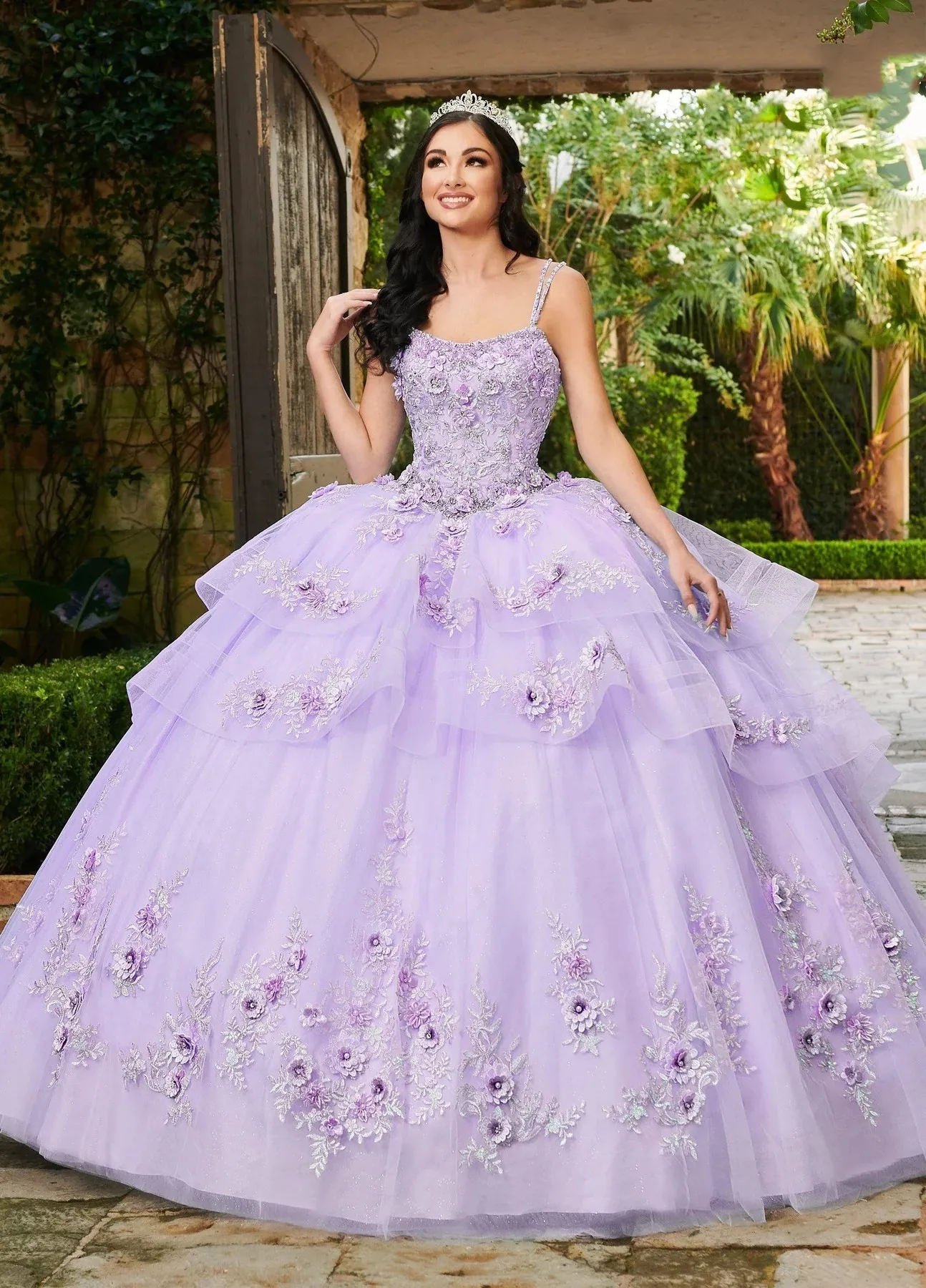 

Lavender Charro Quinceanera Dresses Ball Gown Spaghetti Straps Tulle Appliques Beaded Puffy Mexican Sweet 16 Dresses 15 Anos