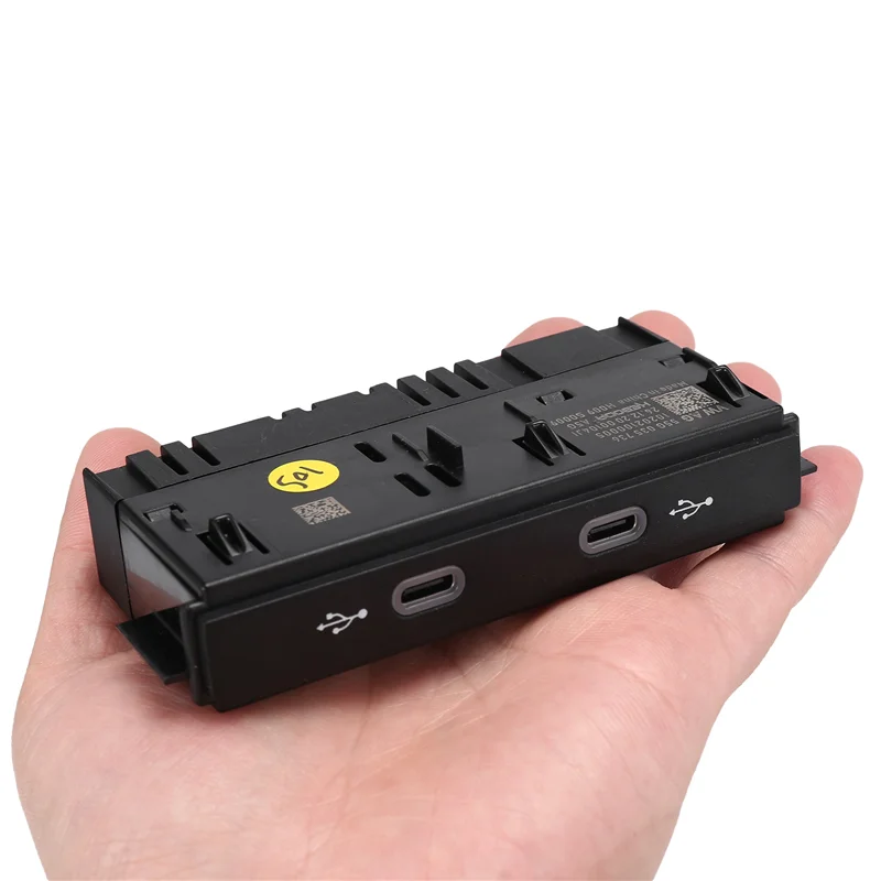 Car USB Type-C Socket Front Rear USB Adapter For-VW Touran Tiguan MK2 2017 2018 5NA035736
Car USB Type-C Socket Front Rear USB Adapter For-VW Touran Tiguan MK2 2017 2018 5NA035736