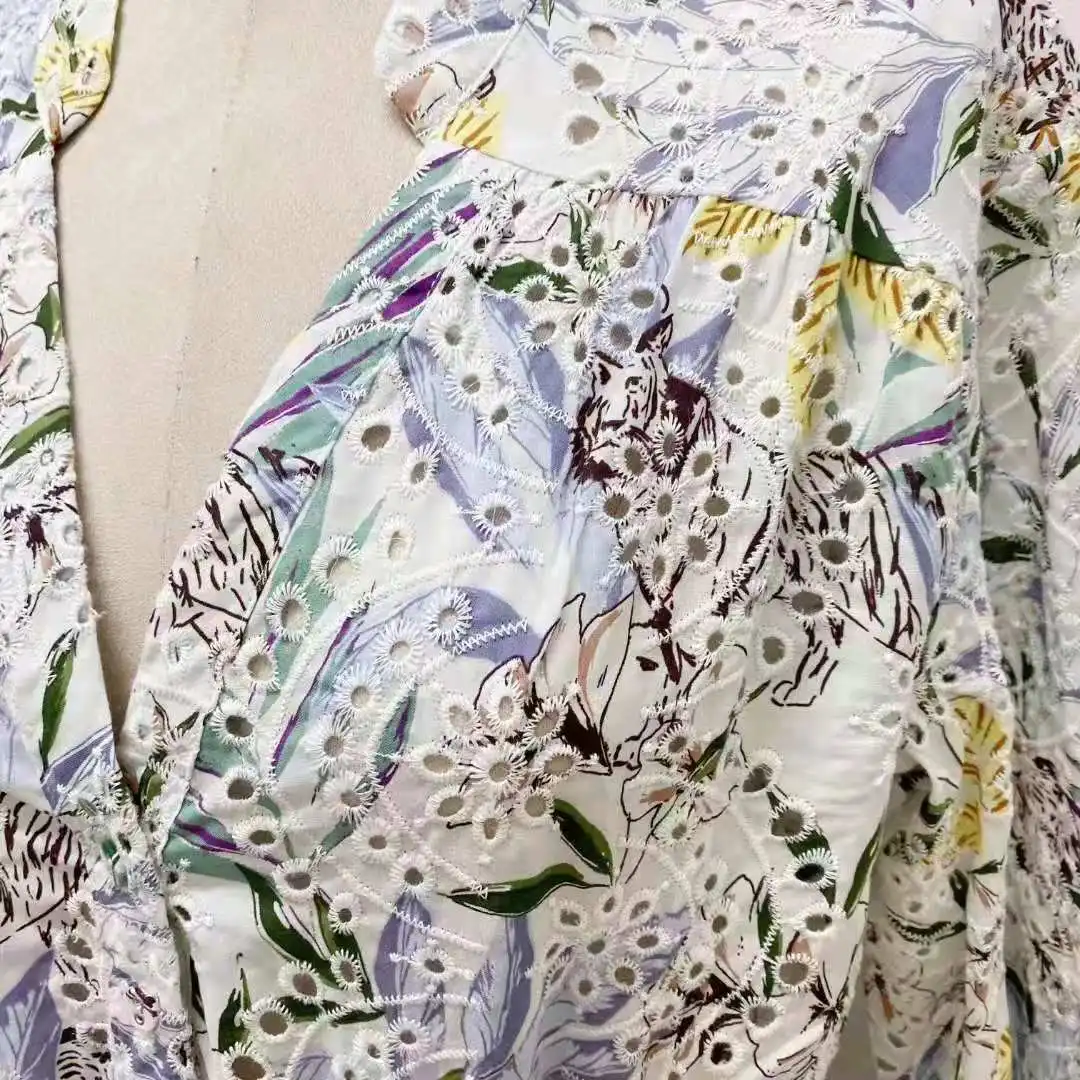 Floral Printed Women Lace Hollow out Mini Dress Long Sleeve V-neck Elastic Waist Ladies Robe
Floral Printed Women Lace Hollow out Mini Dress Long Sleeve V-neck Elastic Waist Ladies Robe