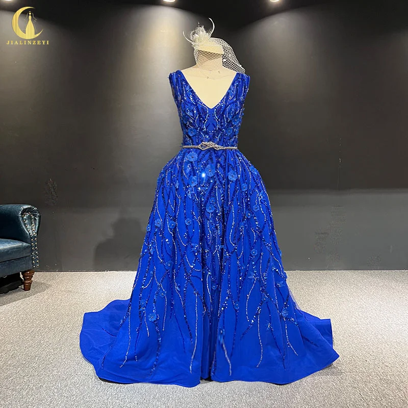 3003 Real Picture Royal Blue V Neck Organza Flowers Beaded Plus robes de soirée فساتين السهرة vestidos de gala Evening dresses
3003 Real Picture Royal Blue V Neck Organza Flowers Beaded Plus robes de soirée فساتين السهرة vestidos de gala Evening dresses