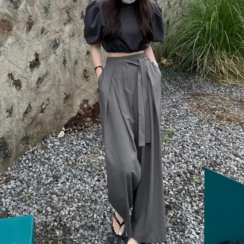 2023 Wide leg pants women spring and autumn high waist straight leg pants loose casual pants
2023 Wide leg pants women spring and autumn high waist straight leg pants loose casual pants