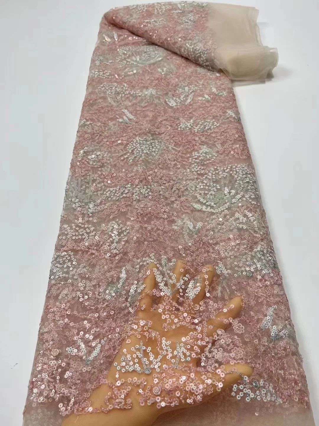 Pink Latest African Lace Fabric 2022 High Quality Wedding french lace fabric With Sequins For Nigerian bridal lace fabric
Pink Latest African Lace Fabric 2022 High Quality Wedding french lace fabric With Sequins For Nigerian bridal lace fabric