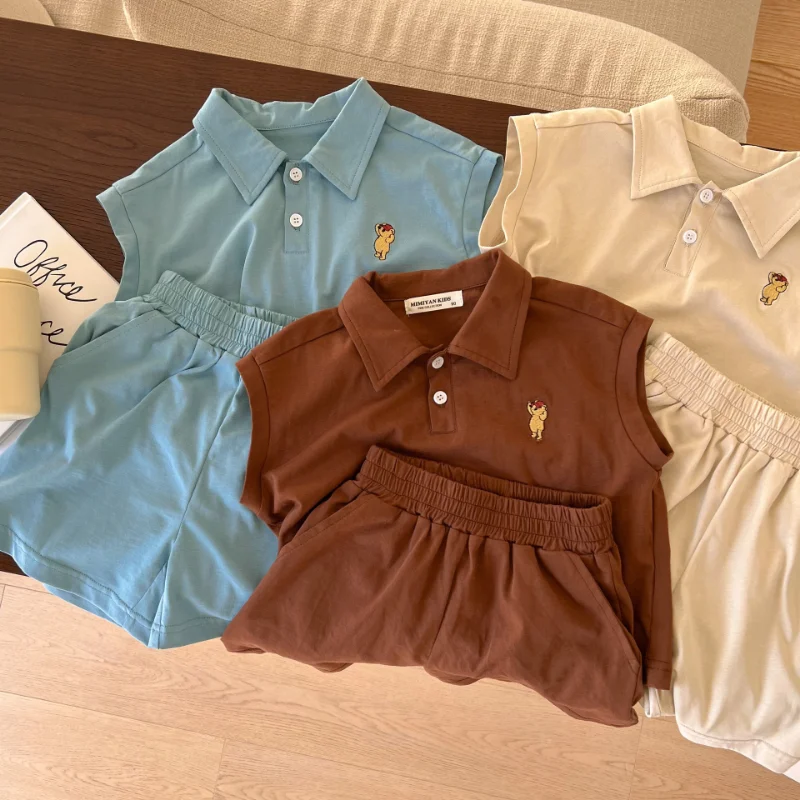 2022 Summer New Cartoon Suit for Boys and Girls Baby Two-piece Suit Children Clothing Set Sleeveless Lapel Tops and Shorts Suit
2022 Summer New Cartoon Suit for Boys and Girls Baby Two-piece Suit Children Clothing Set Sleeveless Lapel Tops and Shorts Suit