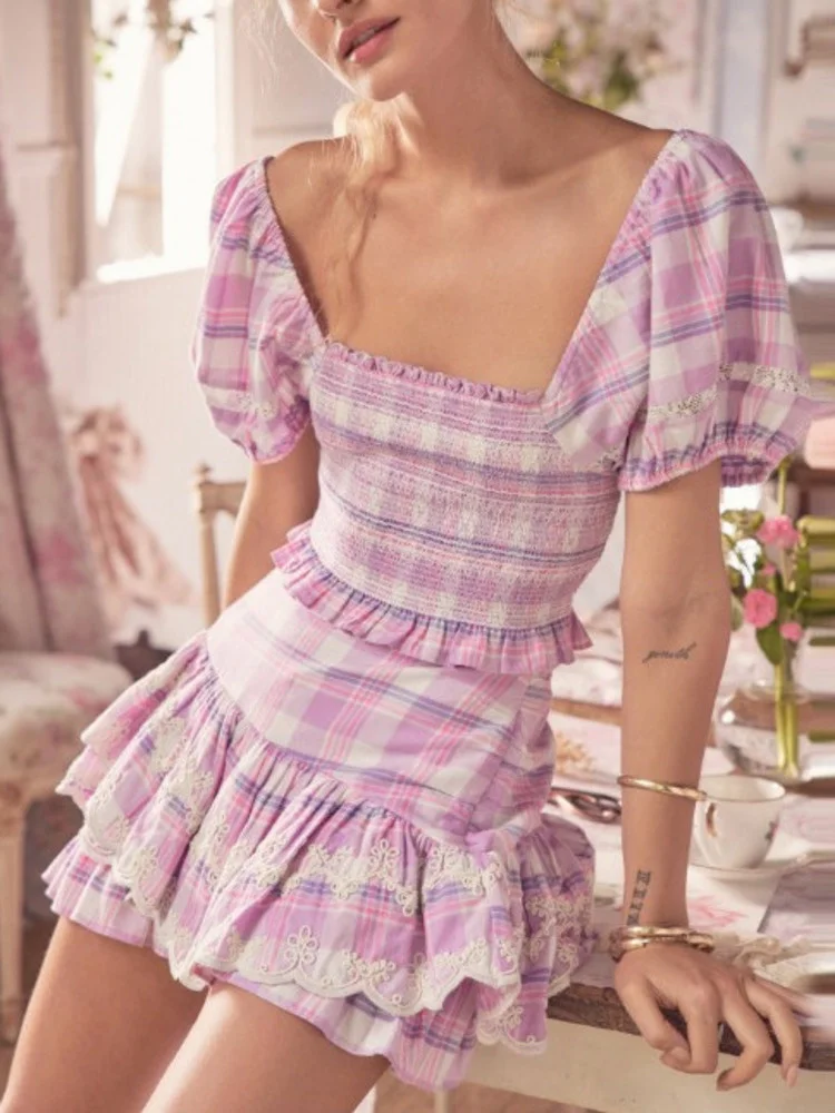 Plaid Pink Blouse Top Women Short Fluffy Sleeve Slim Square Collar Lace Ruffle Casual Skirts Ladies Two Piece Set GE524 Outfits
Plaid Pink Blouse Top Women Short Fluffy Sleeve Slim Square Collar Lace Ruffle Casual Skirts Ladies Two Piece Set GE524 Outfits
