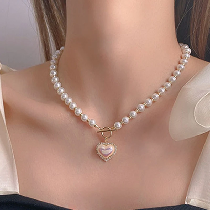 Women Vintage Heart Pendant Necklaces Imitation Pearl Beads Chokers Ladies Clavicle Chain Necklace Wedding Lover Gift Jewelry
Women Vintage Heart Pendant Necklaces Imitation Pearl Beads Chokers Ladies Clavicle Chain Necklace Wedding Lover Gift Jewelry