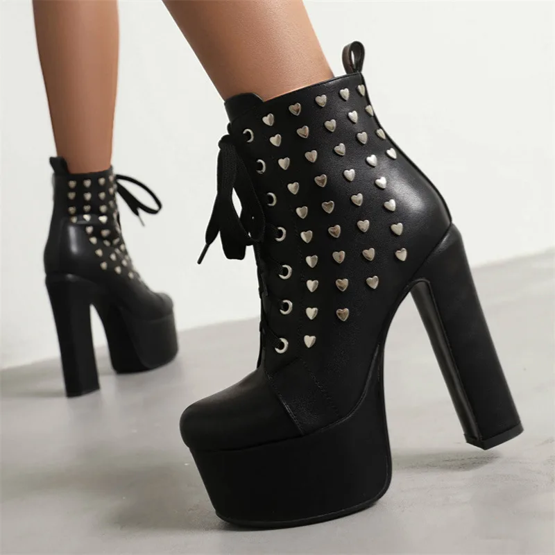 Women Ankle Boots Luxury Platform High Heels Cross Strap Elegant Plus Size Party with Heart Shaped Rivets Winter Lady Short Boot
Women Ankle Boots Luxury Platform High Heels Cross Strap Elegant Plus Size Party with Heart Shaped Rivets Winter Lady Short Boot