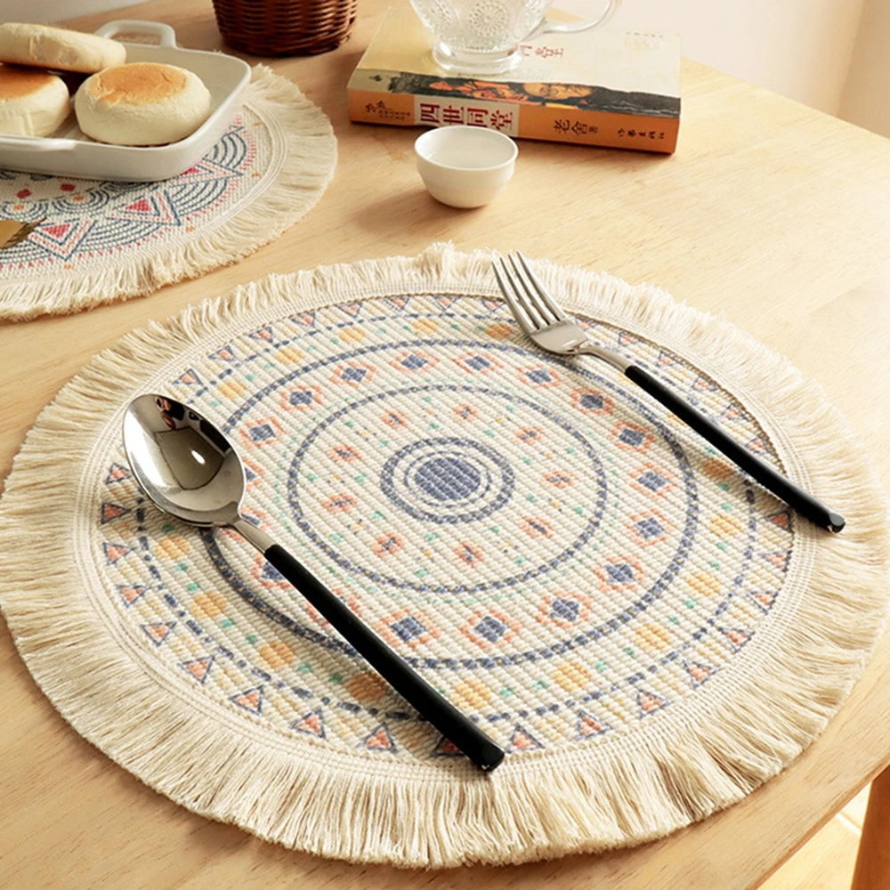 Ins Cotton Linen Dining Table Mat Tassel Insulation Pad Round Braided Placemat Hand-woven Coaster Food Shooting Props
Ins Cotton Linen Dining Table Mat Tassel Insulation Pad Round Braided Placemat Hand-woven Coaster Food Shooting Props