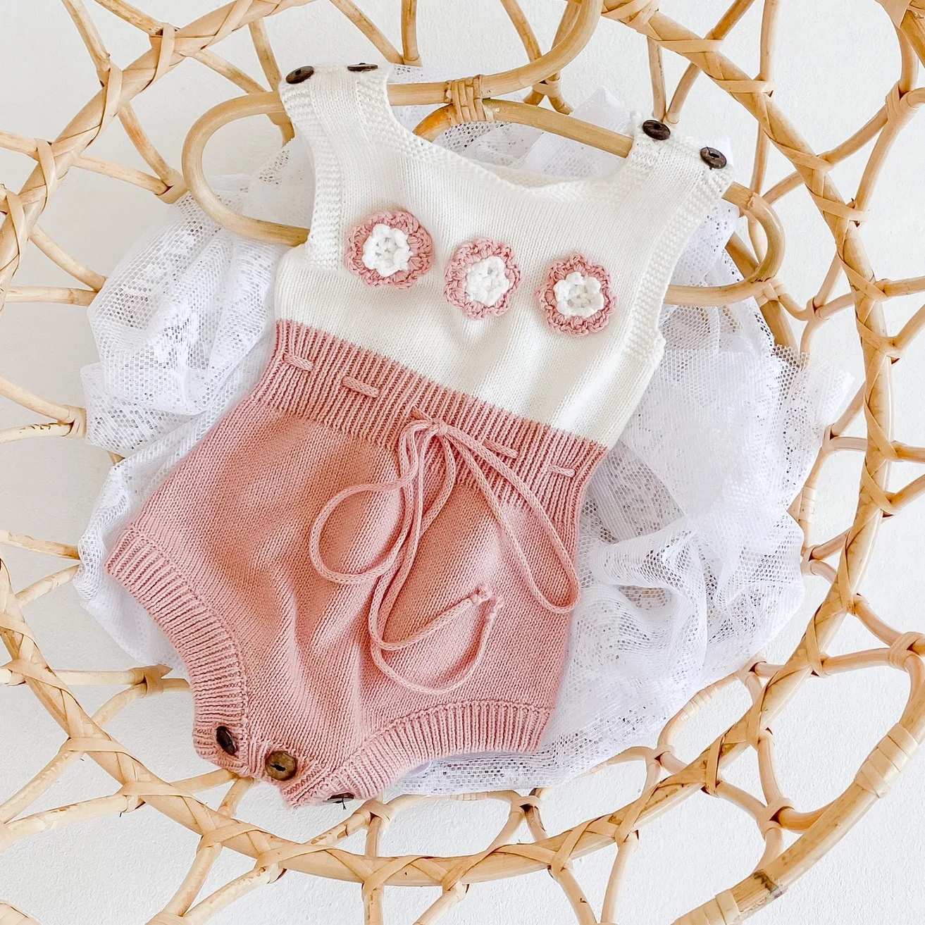 Baby Girl Flower Jumpsuit Boys Knit Overalls 0-24M New Arrival Fall Autumn Baby Clothes Sleeveless Baby Knitted Bodysuit
Baby Girl Flower Jumpsuit Boys Knit Overalls 0-24M New Arrival Fall Autumn Baby Clothes Sleeveless Baby Knitted Bodysuit