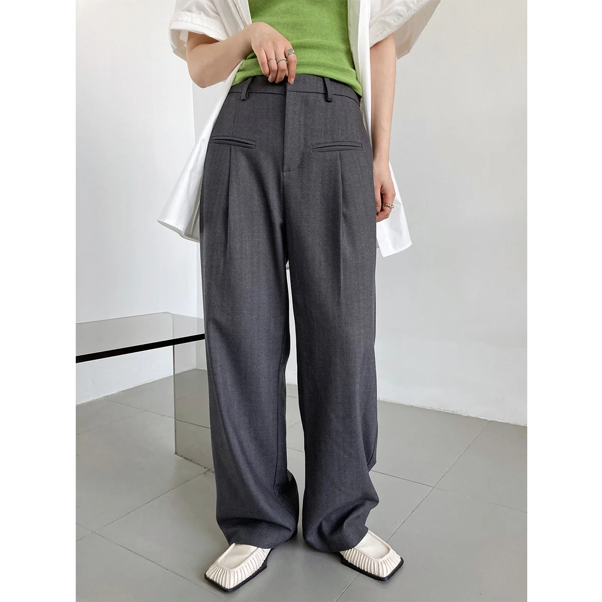 Dual Pocket Vertical Floor Mops Pant Gray Khaki Summer Korean Loose Casual Wide Leg Women Suit Pants
Dual Pocket Vertical Floor Mops Pant Gray Khaki Summer Korean Loose Casual Wide Leg Women Suit Pants