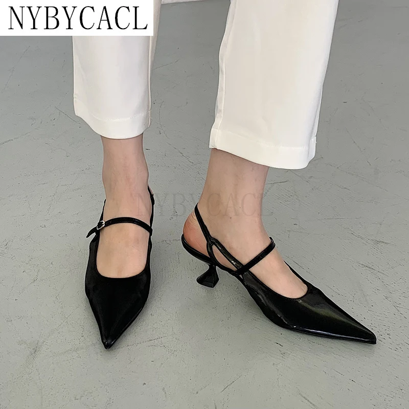 2022 New Summer Women Heel Sandals Fashion Woman Pointed Toe Thin Heel 5 CM Ladies Buckle Singbacks Pumps Female Sandalias New
2022 New Summer Women Heel Sandals Fashion Woman Pointed Toe Thin Heel 5 CM Ladies Buckle Singbacks Pumps Female Sandalias New