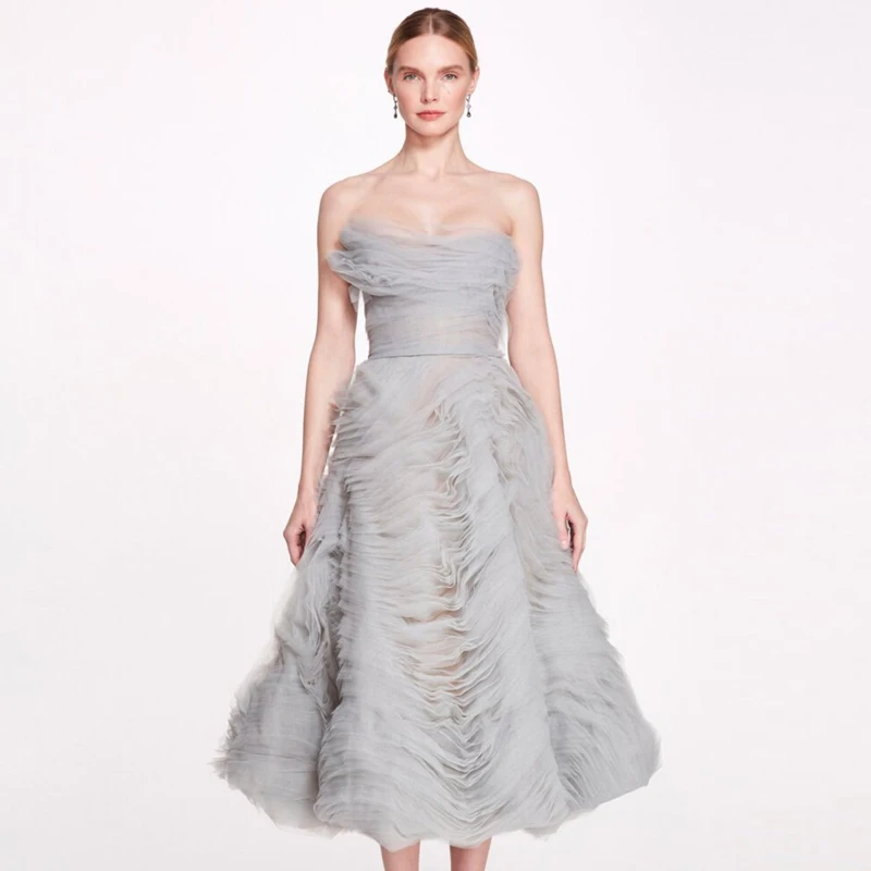 Strapless Gray Tulle Ball Gown Ruffled Evening Dresses Midi Woman Clothes Layered A-line Women Clothing Backless Gowns Free Ship
Strapless Gray Tulle Ball Gown Ruffled Evening Dresses Midi Woman Clothes Layered A-line Women Clothing Backless Gowns Free Ship