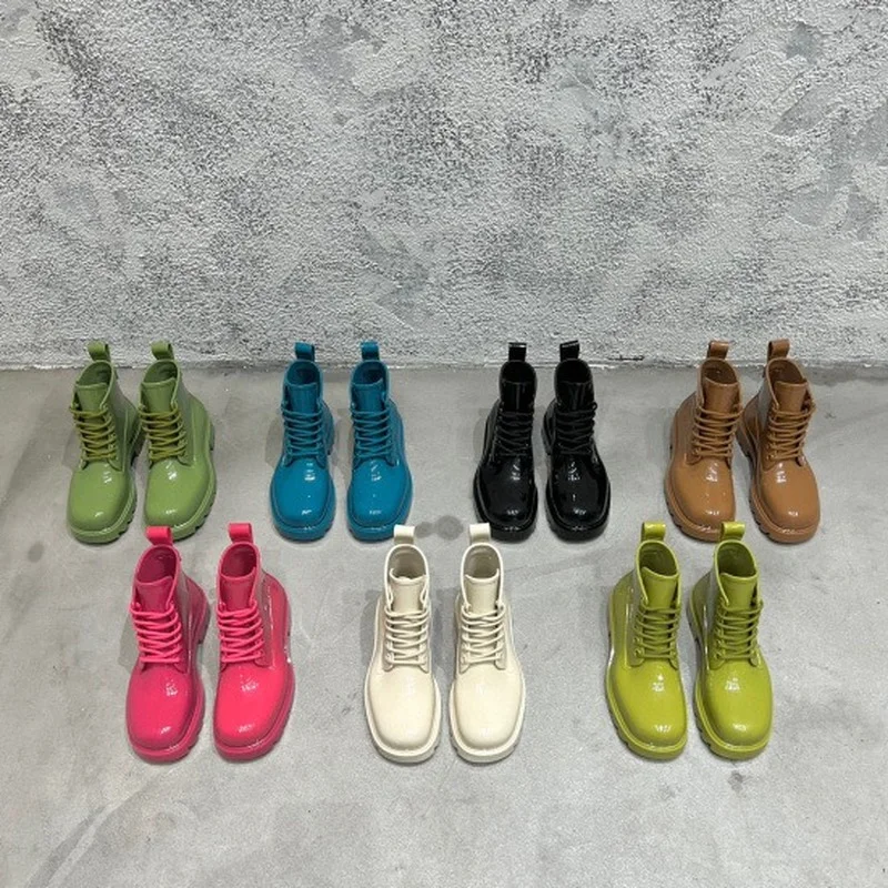 2022 Europe and the United States new thick-soled unisex boots lace-up jelly men and women wear waterproof rain boots
2022 Europe and the United States new thick-soled unisex boots lace-up jelly men and women wear waterproof rain boots