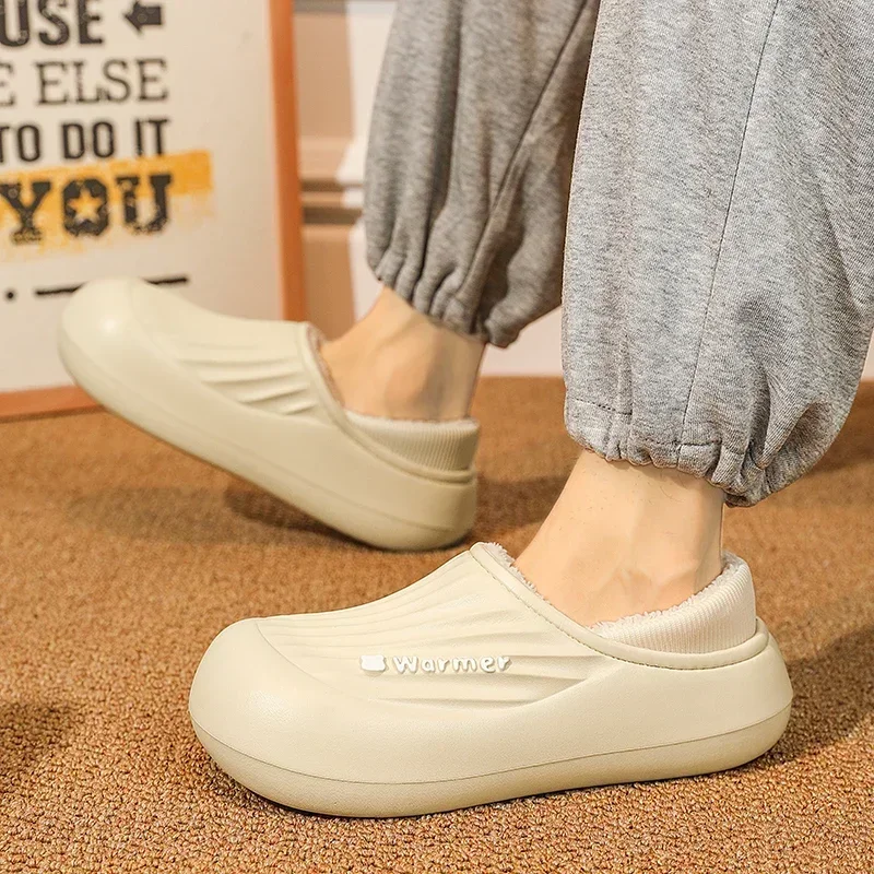 Зимние домашние хлопковые тапочки для пар, модные теплые бархатные шлепанцы из ЭВА на платформе для мужчин и женщин, повседневная обувь на плоской подошве для дома 
Зимние домашние хлопковые тапочки для пар, модные теплые бархатные шлепанцы из ЭВА на платформе для мужчин и женщин, повседневная обувь на плоской подошве для дома