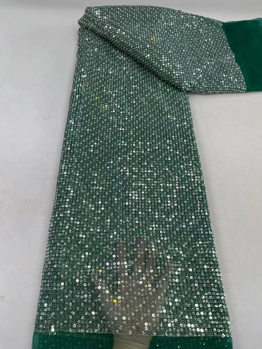 Exquisite African Handmade Beads Laces Fabrics Luxury Nigerian Sequins Mesh Lace Fabric French Bride Tulle Lace For DIY Wedding
Exquisite African Handmade Beads Laces Fabrics Luxury Nigerian Sequins Mesh Lace Fabric French Bride Tulle Lace For DIY Wedding