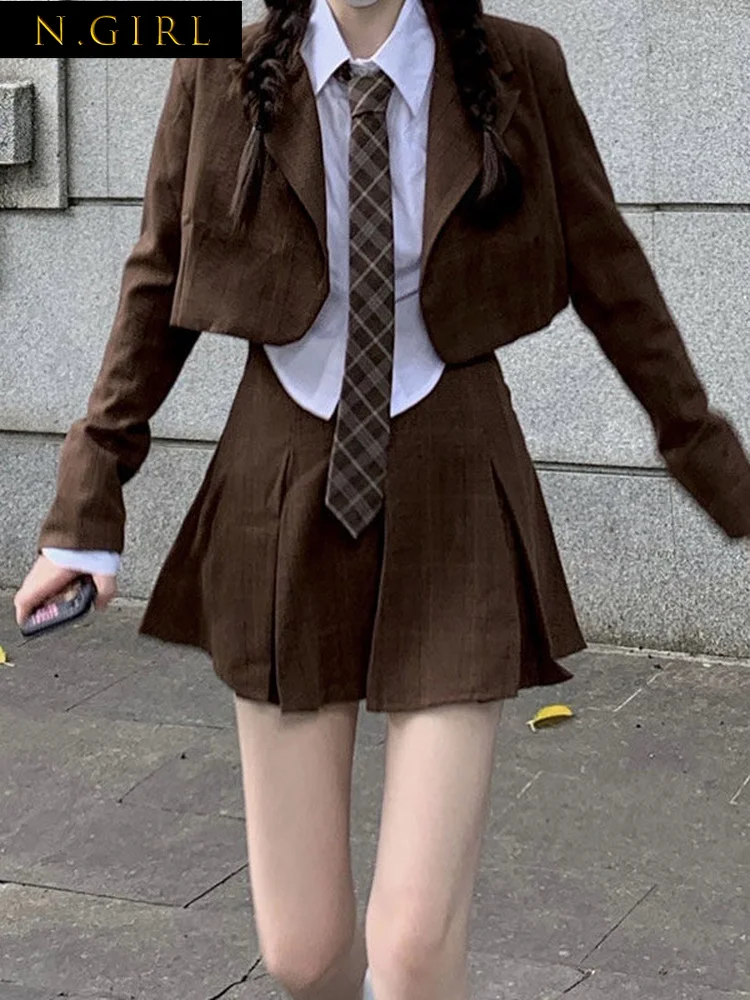 N Женский костюм для девочек, блейзер + юбка + рубашка, комплект из 3 предметов, Униформа, коричневые костюмы в стиле преппи, Женский облегающий костюм для вечевечерние НКИ 
N Женский костюм для девочек, блейзер + юбка + рубашка, комплект из 3 предметов, Униформа, коричневые костюмы в стиле преппи, Женский облегающий костюм для вечевечерние НКИ