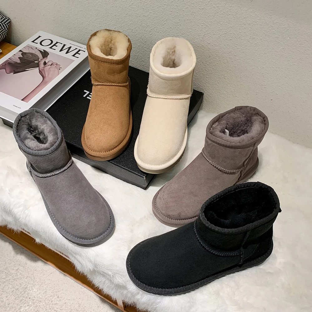 2021 Top Quality Women Genuine Cow Leather Australia Snow Boots Natural Fur Women Boots Warm Cowskin Wool Winter Boots Fur Boots
2021 Top Quality Women Genuine Cow Leather Australia Snow Boots Natural Fur Women Boots Warm Cowskin Wool Winter Boots Fur Boots
