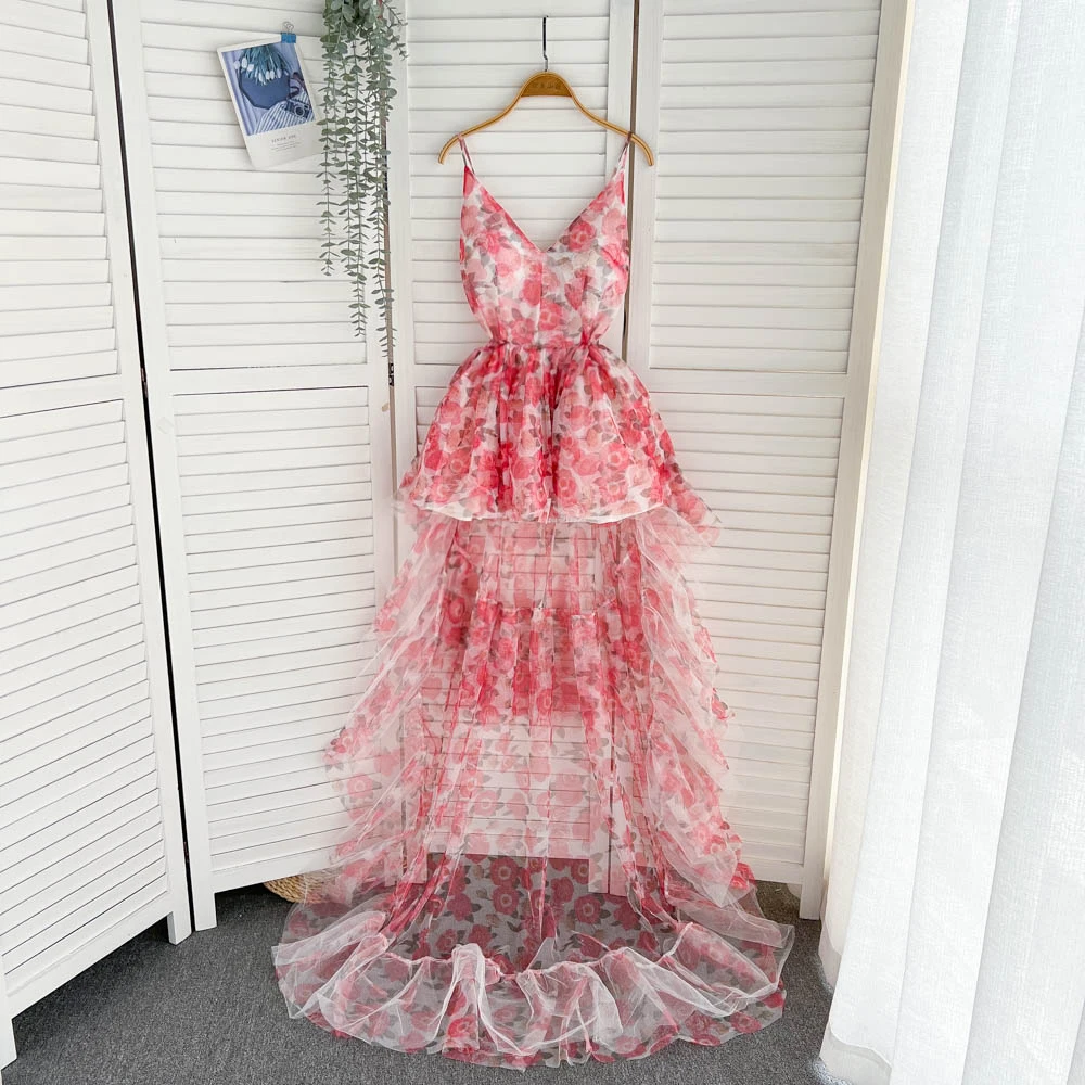 VANOVICH 2022 Beach Style Sweet Floral Spaghetti Strap Dress Sexy Irregular Flounced Edge V-neck High Waist Vintage Print Dress 
VANOVICH 2022 Beach Style Sweet Floral Spaghetti Strap Dress Sexy Irregular Flounced Edge V-neck High Waist Vintage Print Dress
