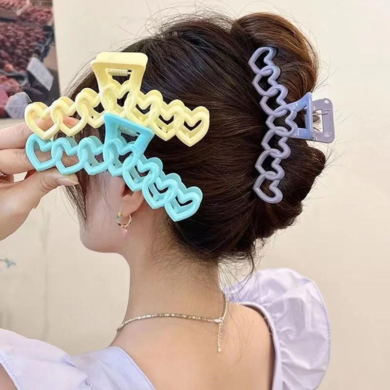 

Dopamine-love Hairpin Women's Back of The Head Bun Grab Clip Sweet Cute Hairpin Shark Clip Headpiece Hair Accessories for Women