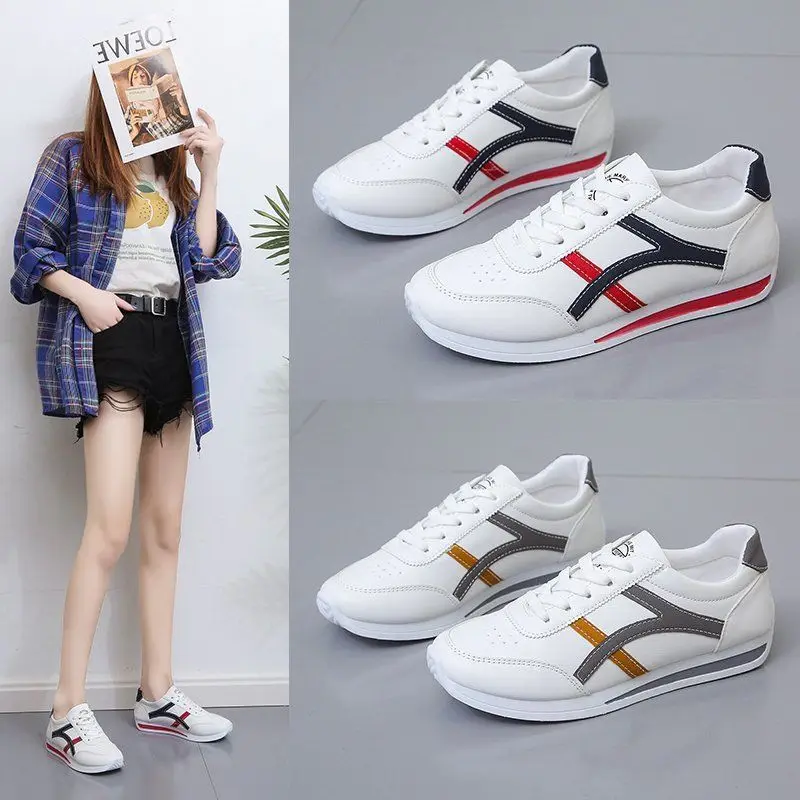 Small white shoes female new spring and autumn Korean version of the street casual flat bottom board shoes
Small white shoes female new spring and autumn Korean version of the street casual flat bottom board shoes