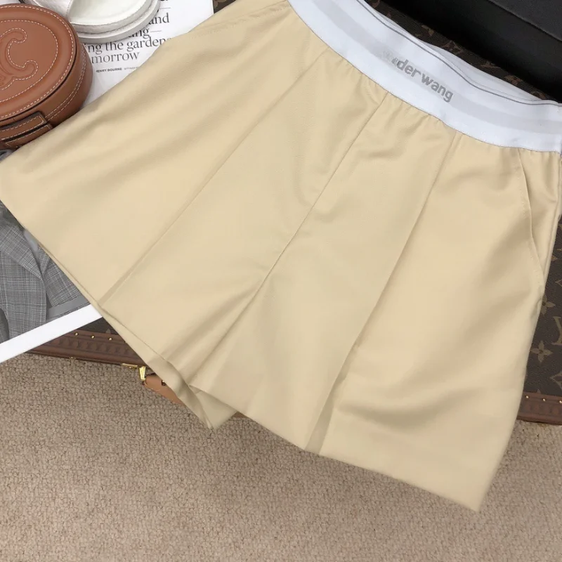 Spring and Summer Fashion Ribbon Elastic Letter Decoration Korean Version Loose High Waist Casual Shorts for Girl
Spring and Summer Fashion Ribbon Elastic Letter Decoration Korean Version Loose High Waist Casual Shorts for Girl