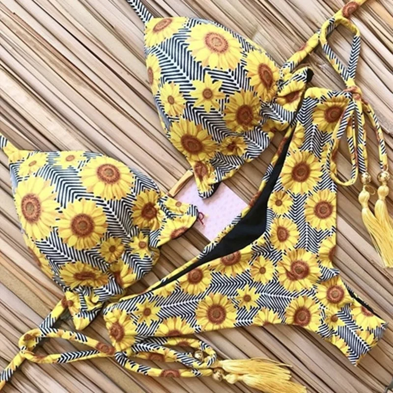 New Sexy Floral Print Bikinis Striped Patchwork Swimsuit Women Bandage Bikini Set Swimwear Brazilian Beachwear Bathing Suit 2022
New Sexy Floral Print Bikinis Striped Patchwork Swimsuit Women Bandage Bikini Set Swimwear Brazilian Beachwear Bathing Suit 2022