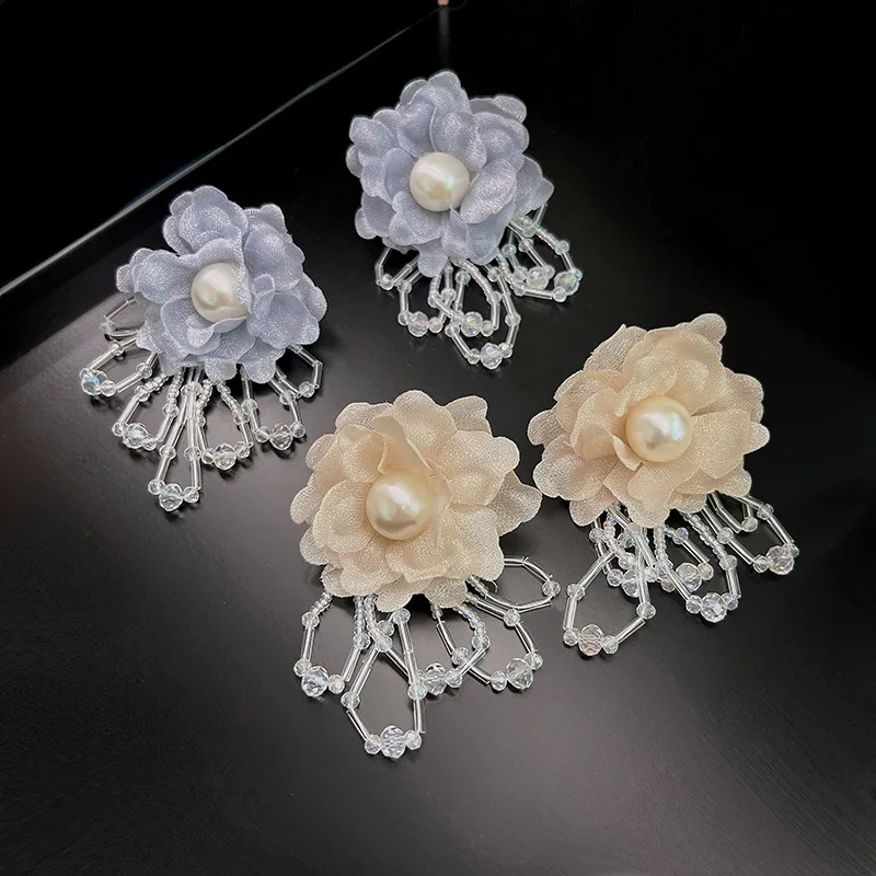 U-Magical Exaggerated White Organza Flower Crystal Dangle Earings for Women Fairy Imitation Pearl Long Tassel Earings Jewelry
U-Magical Exaggerated White Organza Flower Crystal Dangle Earings for Women Fairy Imitation Pearl Long Tassel Earings Jewelry