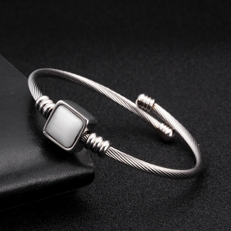 Luxury Palace Men Women Charm Crystal Bracelets Vintage Chain Link Braided Open Cuff Sporty Female Wedding Bracelets
Luxury Palace Men Women Charm Crystal Bracelets Vintage Chain Link Braided Open Cuff Sporty Female Wedding Bracelets