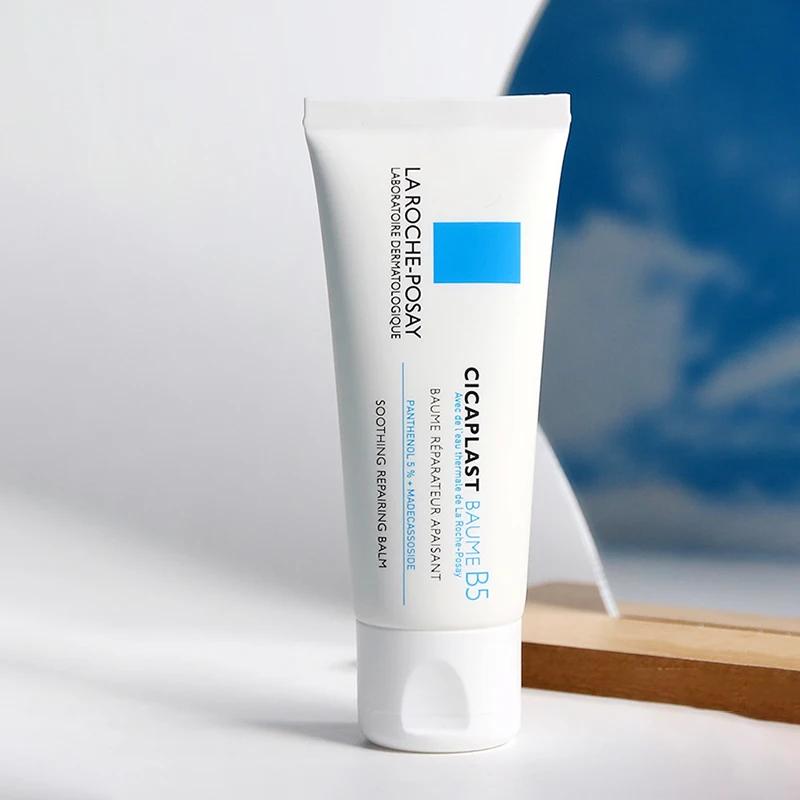 La Roche Posay Cicaplast Baume B5 40ml Moisturizer Repair Cream Soothes Redness Itching Nourishes Improve Repair Sunscreen Cream
La Roche Posay Cicaplast Baume B5 40ml Moisturizer Repair Cream Soothes Redness Itching Nourishes Improve Repair Sunscreen Cream