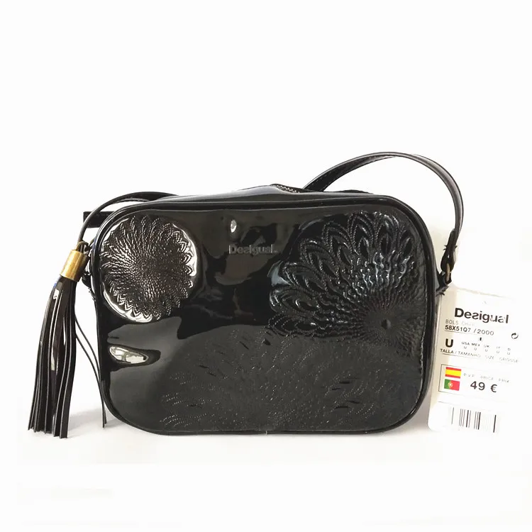Spanish women's black pu handbag diagonal cross Wrap bright leather fringed messenger bag shoulder bag
Spanish women's black pu handbag diagonal cross Wrap bright leather fringed messenger bag shoulder bag