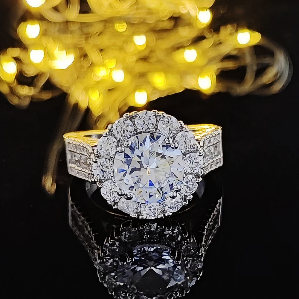 2022 New Silver Color Designer Halo Round Zircon Engagement Rings for Women Lady Wedding Luxury Jewlery Anniversary R5041b
2022 New Silver Color Designer Halo Round Zircon Engagement Rings for Women Lady Wedding Luxury Jewlery Anniversary R5041b