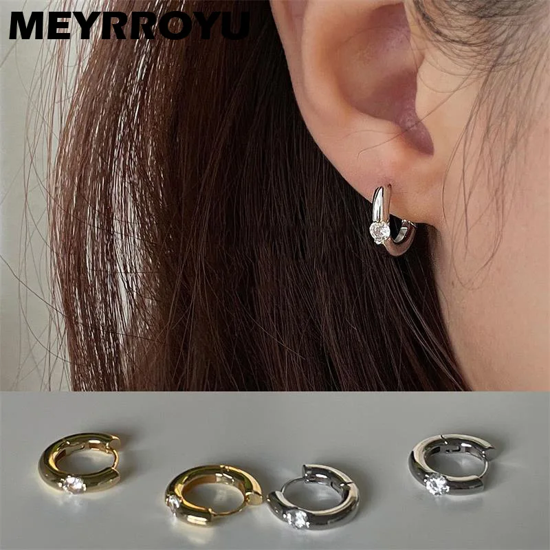 MEYRROYU Delicate Zircon Plain Circle Hoop Earrings For Women Girl Luxury Fashion New Ear Jewelry Friend Gift Party сережки
MEYRROYU Delicate Zircon Plain Circle Hoop Earrings For Women Girl Luxury Fashion New Ear Jewelry Friend Gift Party сережки
