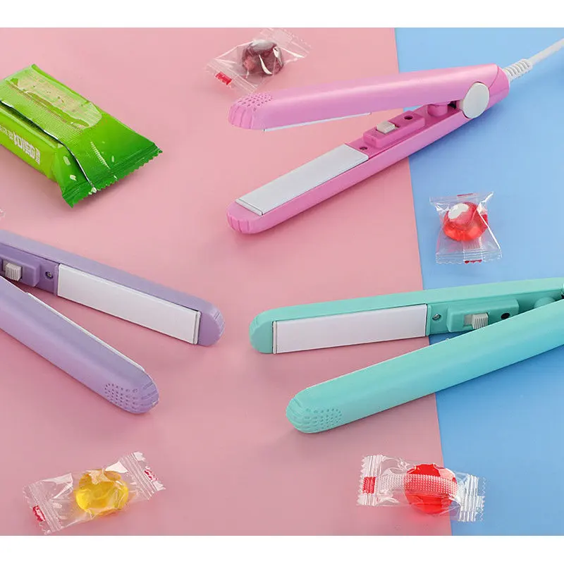Mini Electric Heat Sealer Portable Bag Clips Handheld Seal Packing Food Vacuum Sealer Snack Bag Sealing Machine
Mini Electric Heat Sealer Portable Bag Clips Handheld Seal Packing Food Vacuum Sealer Snack Bag Sealing Machine