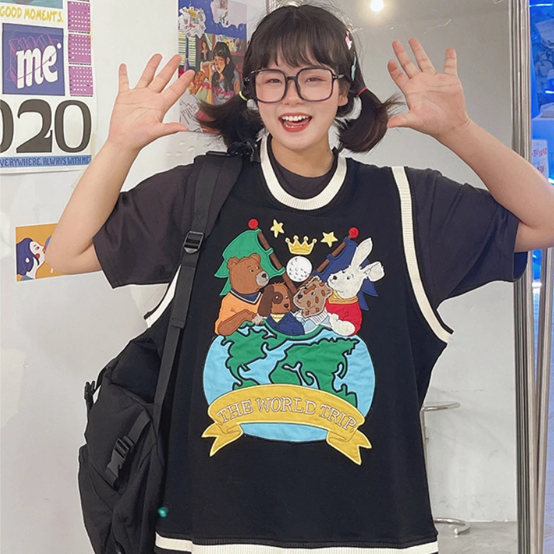 Harajuku Cartoon Bear Embroidery Jacquard Knitted Pullover Women Casual Sweater Vest 2021 Spring Sleeveless O-neck Girl Tops
Harajuku Cartoon Bear Embroidery Jacquard Knitted Pullover Women Casual Sweater Vest 2021 Spring Sleeveless O-neck Girl Tops