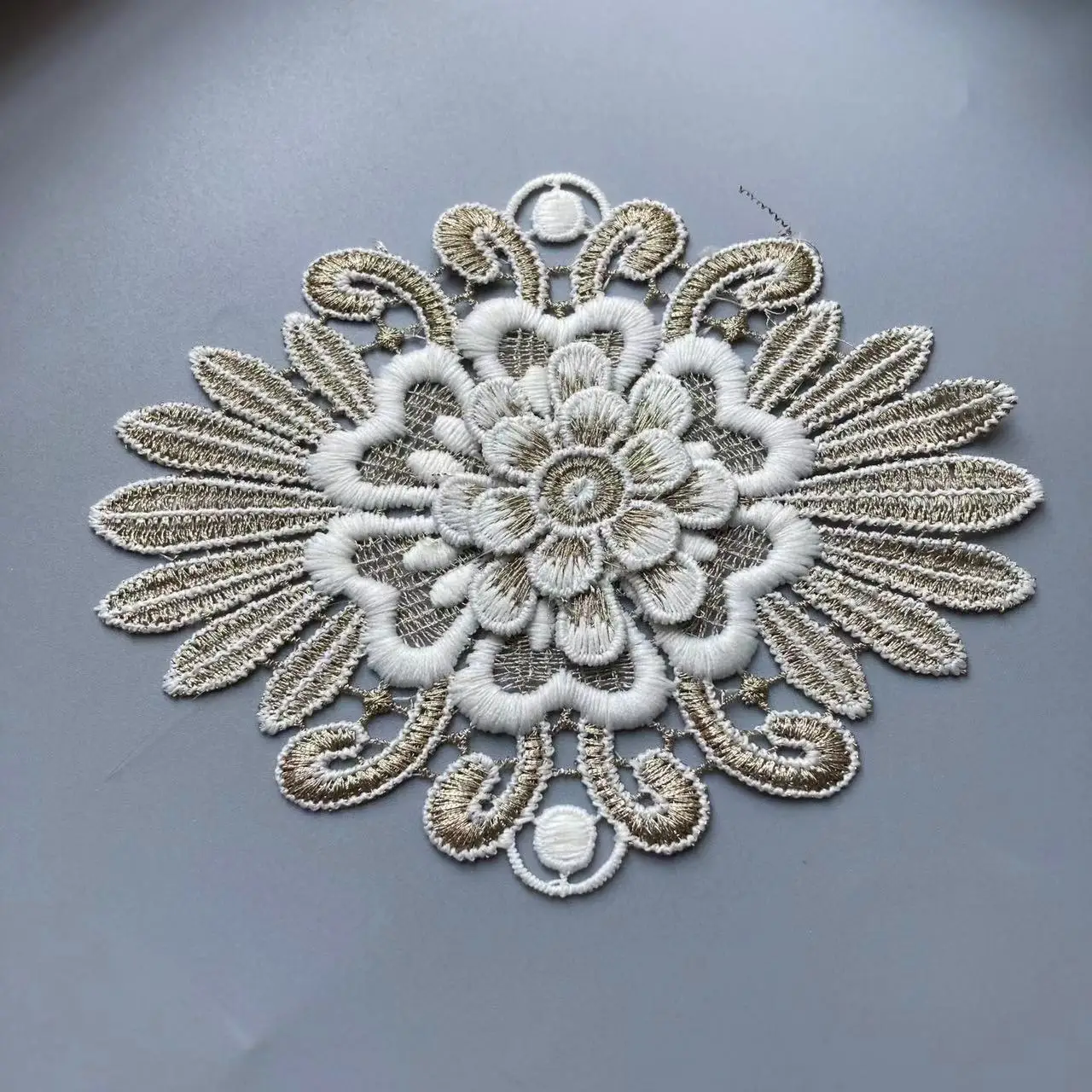 2 pcs 14.5cm Embroidered Flower Mesh Lace Ribbon Applique Trims for Covers Curtain Home Textiles Sewing Strip Fabric Christmas
2 pcs 14.5cm Embroidered Flower Mesh Lace Ribbon Applique Trims for Covers Curtain Home Textiles Sewing Strip Fabric Christmas