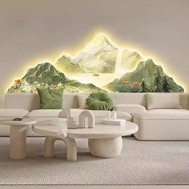 Картины в кремовом стиле украшают фотообои, освещение и настенные светильники
Картины в кремовом стиле украшают фотообои, освещение и настенные светильники