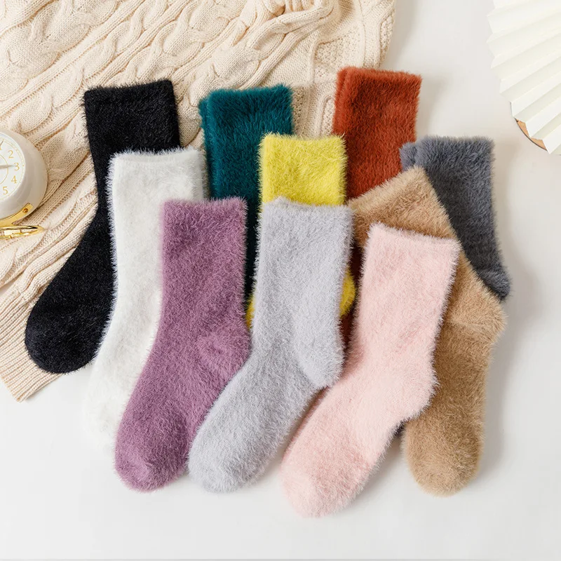 Winter Socks Women Medium Tube Socks Plush Home Floor Socks Solid Plush Warm Sleeping Sock
Winter Socks Women Medium Tube Socks Plush Home Floor Socks Solid Plush Warm Sleeping Sock