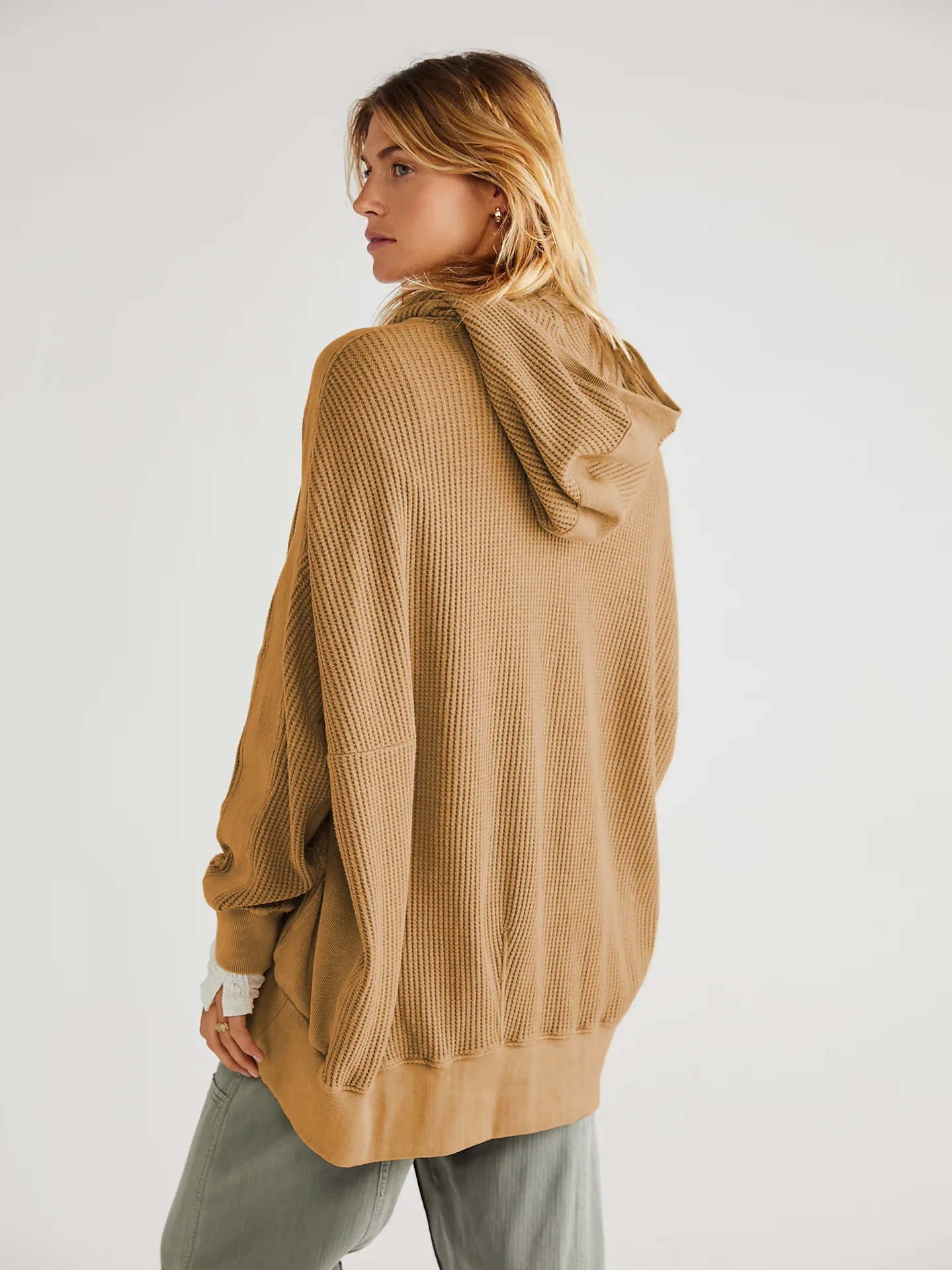 2023 Autumn and Winter European and American zippered sweater cross-border popular home clothing outerwear women's hoodie
2023 Autumn and Winter European and American zippered sweater cross-border popular home clothing outerwear women's hoodie
