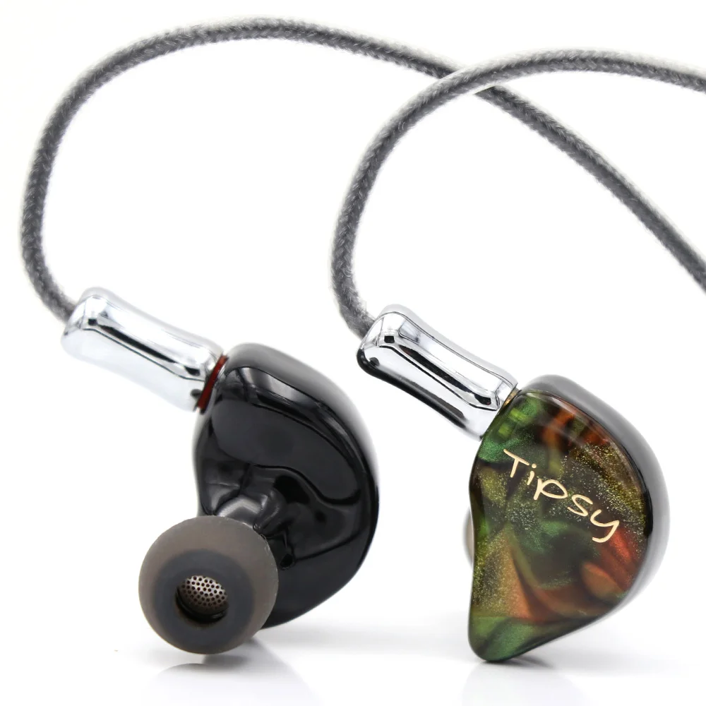 Tipsy Dunmer Pro Dynamic Driver + 2 Balanced Armatures Hybrid HiFi In-ear Earphone with Detachable 2 Pin Cable
Tipsy Dunmer Pro Dynamic Driver + 2 Balanced Armatures Hybrid HiFi In-ear Earphone with Detachable 2 Pin Cable