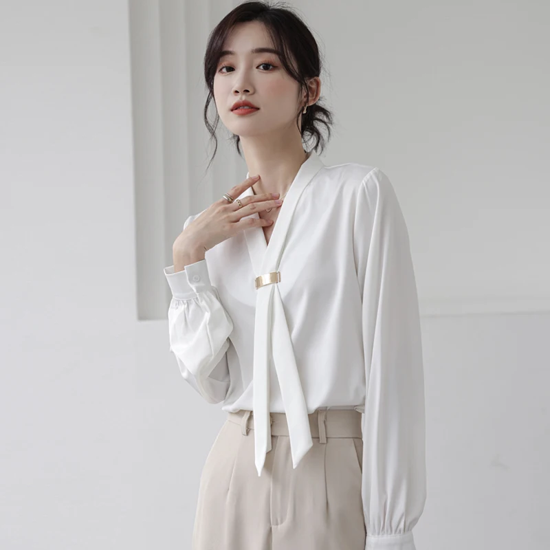 Chiffon Women's Shirt Summer 2023 New Solid Blouses Loose Long Sleeves Bow Top Casual Ladies V-neck White Clothing YCMYUNYAN
Chiffon Women's Shirt Summer 2023 New Solid Blouses Loose Long Sleeves Bow Top Casual Ladies V-neck White Clothing YCMYUNYAN