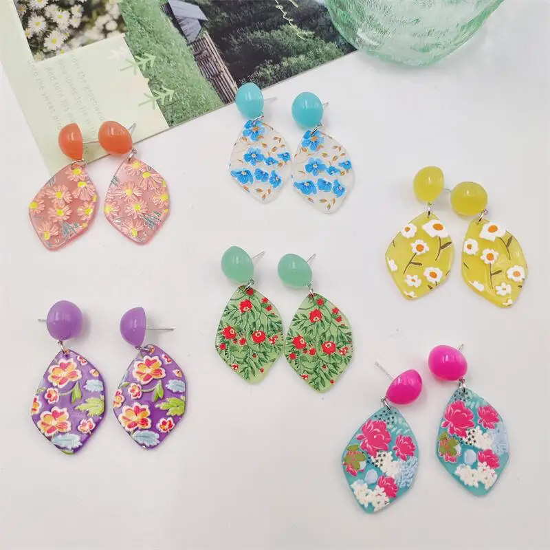 Transparent Flower Acrylic Earrings Spring Summer New Fairy Holiday Style Cute Retro Girl Korean Fashion Jewelry Accessories
Transparent Flower Acrylic Earrings Spring Summer New Fairy Holiday Style Cute Retro Girl Korean Fashion Jewelry Accessories